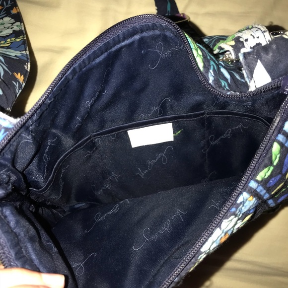 Vera Bradley hipster - Picture 2 of 4